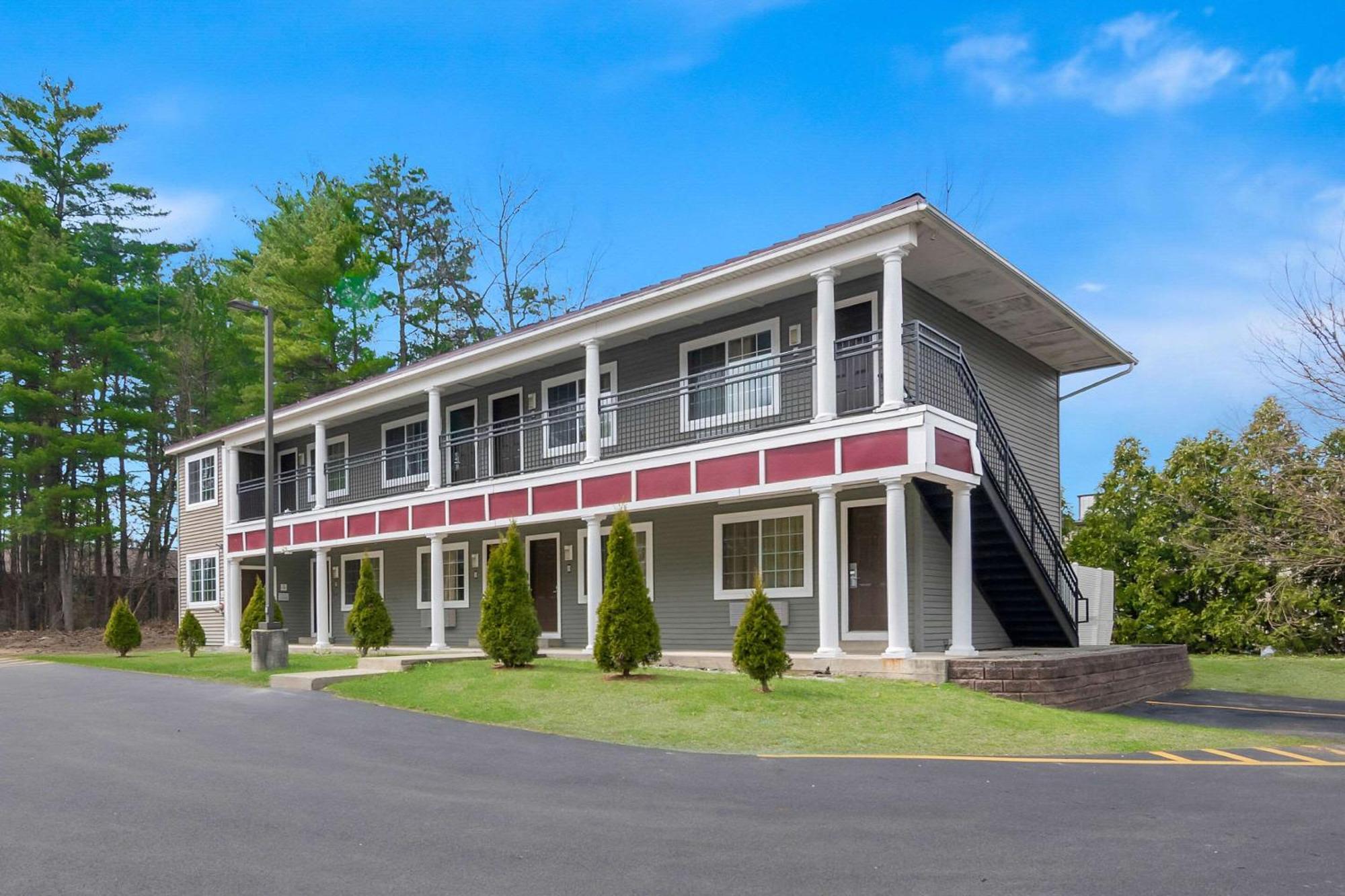 Quality Inn Queensbury Zewnętrze zdjęcie