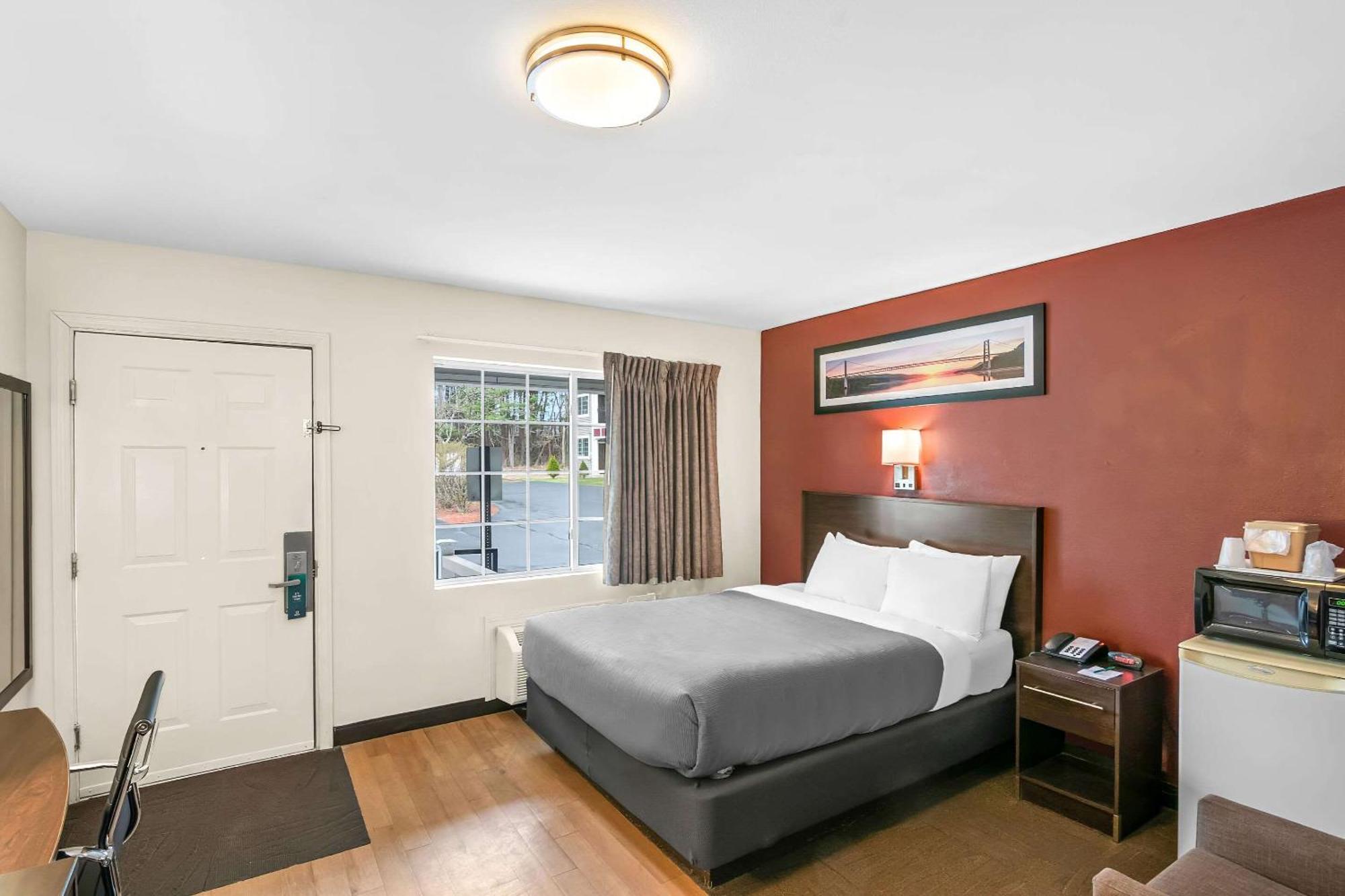 Quality Inn Queensbury Zewnętrze zdjęcie