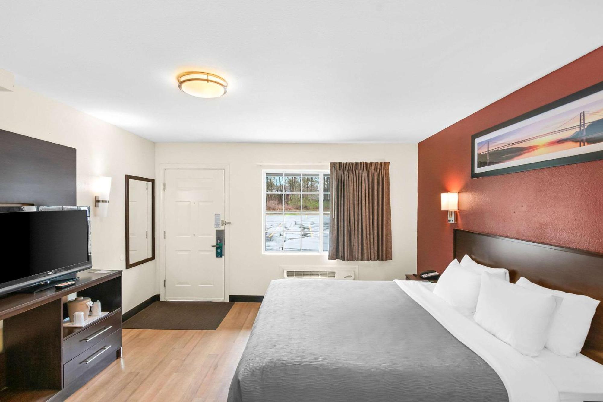 Quality Inn Queensbury Zewnętrze zdjęcie